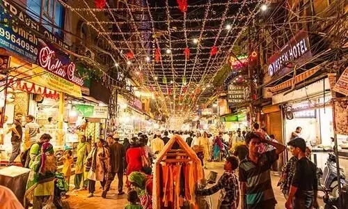 സ്വാദിനിയും കൂടും ഡൽഹിക്ക്- ഫുഡ് ഹബ്ബുകൾ വിപുലീകരിക്കാൻ കെജ്രിവാൾ