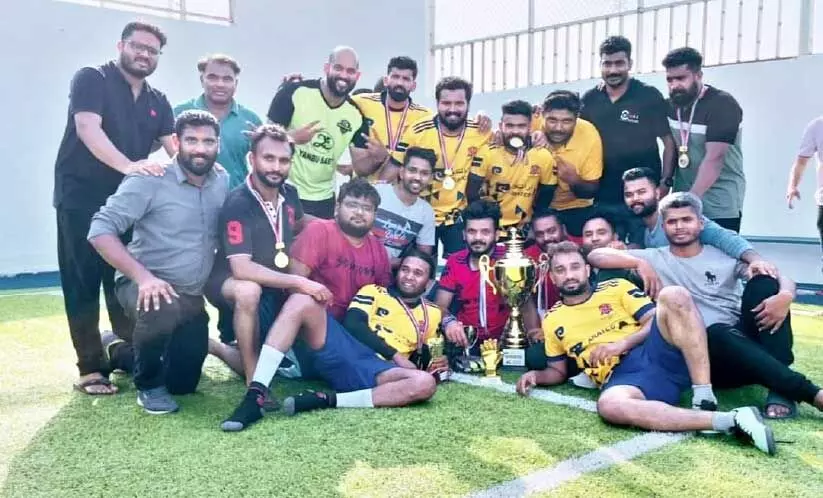 അറാട്കോ മലബാർ എഫ്.സി ടീം ജേതാക്കൾ