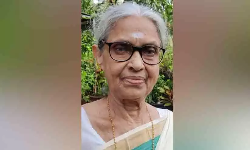 രണ്ടാമത് ഇരിങ്ങൽ നാരായണി നാടകപ്രതിഭാ പുരസ്ക്കാരം വിജയലക്ഷ്മി ബാലന്