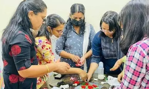 കേരള സോഷ്യല്‍ സെന്‍റര്‍ വനിത വിഭാഗം ക്രാഫ്റ്റ് വര്‍ക്ക്‌ഷോപ്