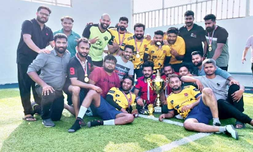 അറാട്കോ മലബാർ എഫ്.സി ടീം ജേതാക്കൾ