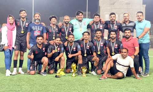 ലോകകപ്പ് ഫാൻസ്‌ സോക്കർ ഫെസ്റ്റ്: നെതർലൻഡ് ജേതാക്കൾ