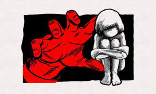 കടയിൽ ഒളികാമറ; ജീവനക്കാരനെതിരെ കേസ്