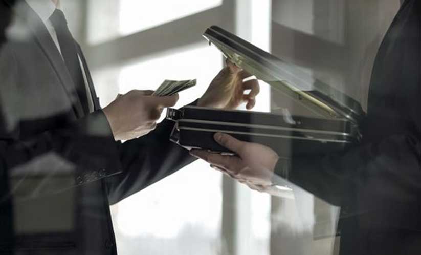 പണം വെളുപ്പിക്കൽ കേസ്: സൗദി വനിതക്കും വിദേശി ഭർത്താവിനും ശിക്ഷ പണം വെളുപ്പിക്കൽ കേസ്: സൗദി വനിതക്കും വിദേശി ഭർത്താവിനും ശിക്ഷ