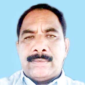 അച്ചന്‍റെ ചികിത്സക്ക് മെഡിക്കൽ കോളജിലെത്തിയ മകൻ കാറിനുള്ളിൽ മരിച്ച നിലയിൽ