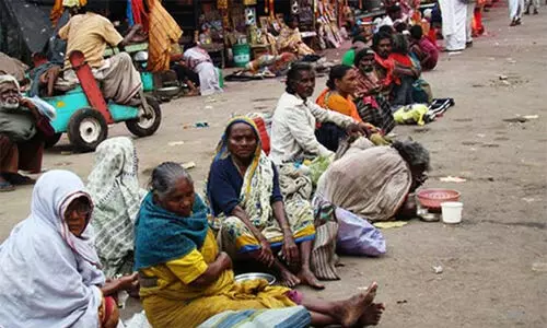 യാചകരെയും അഗതികളെയും അന്തേവാസികളാക്കി; സന്നദ്ധസംഘടനക്കെതിരെ പ്രതിഷേധം