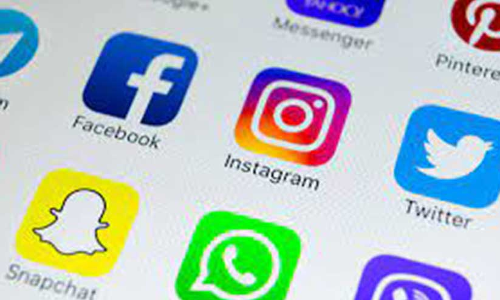 സമൂഹമാധ്യമങ്ങളുടെ അമിതോപയോഗം യുവാക്കളിൽ മാനസിക പ്രശ്നങ്ങൾ സൃഷ്ടിക്കുന്നു