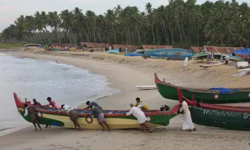 മത്സ്യത്തൊഴിലാളികൾക്ക് അറിവ് നൽകാൻ ഫിഷറീസ് വകുപ്പ്