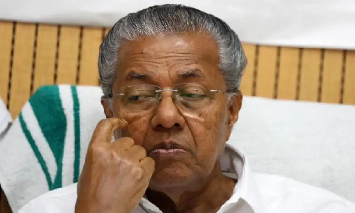 സി.പി.​ഐ  കൊല്ലം ജില്ല സമ്മേളനത്തിൽ മുഖ്യമന്ത്രിക്കും മന്ത്രിമാർക്കും രൂക്ഷവിമർശനം