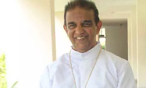 വത്തിക്കാൻ പ്രതിനിധി ബിഷപ് ആന്‍റണി കരിയിലിനെ കണ്ടു; രാജി വാങ്ങിയെന്ന് സൂചന