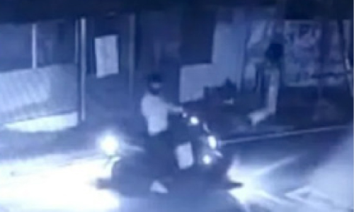 എ.കെ.ജി സെന്റർ ആക്രമണം: ഉടൻ പ്രതിയെ കിട്ടുമെന്നാണ് പ്രതീക്ഷ എ.കെ.ജി സെന്റർ ആക്രമണം: ഉടൻ പ്രതിയെ കിട്ടുമെന്നാണ് പ്രതീക്ഷ