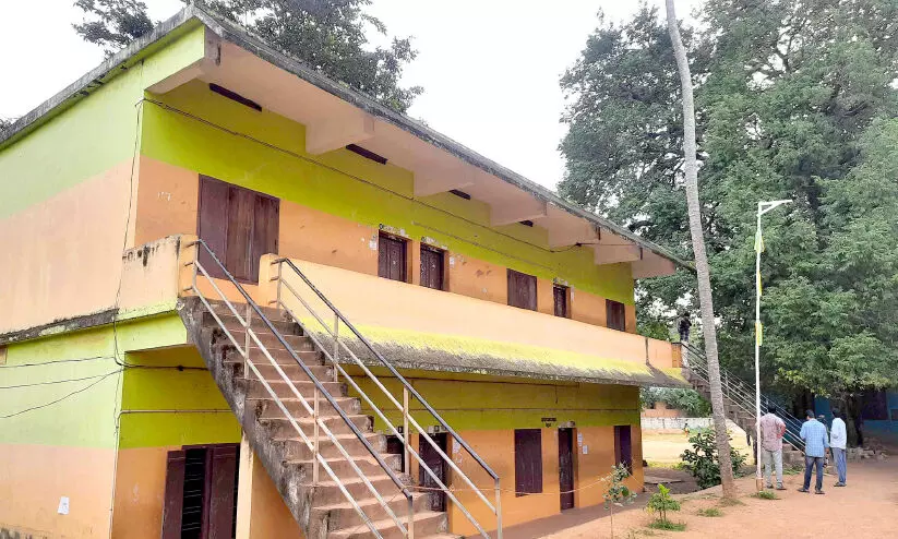 വിലക്കയറ്റം; സ്‌കൂളുകളിലെ അടുപ്പുകളിൽ ആശങ്കയുടെ പുക