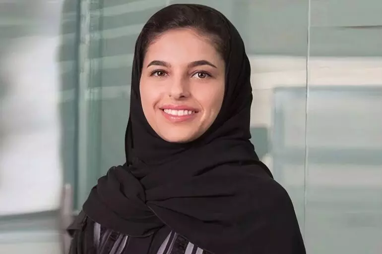 സൗദി മന്ത്രിസഭായോഗത്തിൽ പങ്കെടുത്ത ആദ്യ വനിതയായി അൽശൈഹാന... സൗദി മന്ത്രിസഭായോഗത്തിൽ പങ്കെടുത്ത ആദ്യ വനിതയായി അൽശൈഹാന...