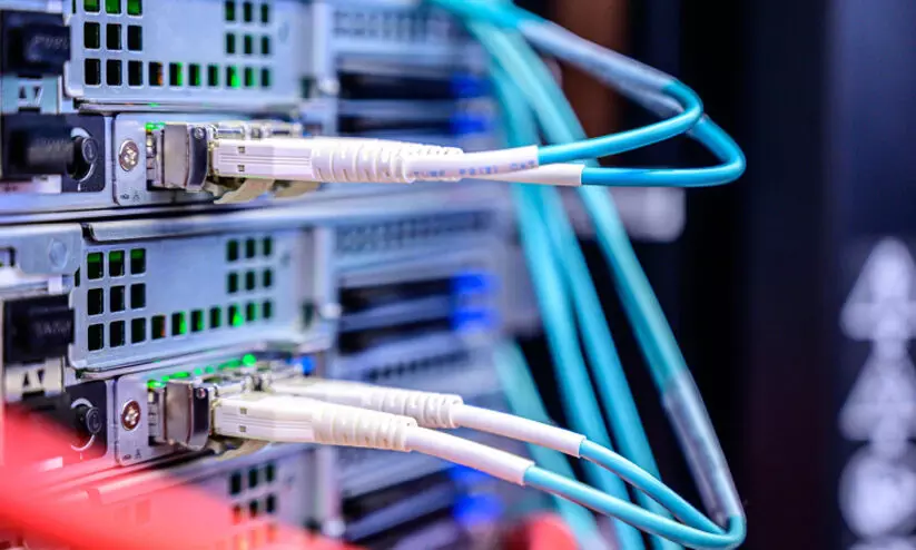 സ്‌കൂളുകളിൽ 100 എം.ബി.പി.എസ് ബ്രോഡ്ബാൻഡ് ഇന്‍റർനെറ്റ്