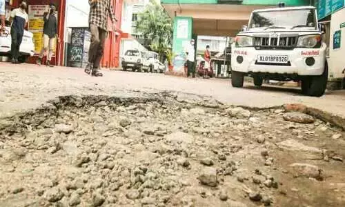 ആശുപത്രി റോഡിന്​ വേണം അടിയന്തര ചികിത്സ