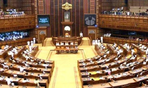 മന്ത്രിമാർക്കും എം.എൽ.എമാർക്കും ഇനിയും ശമ്പളം കൂടും; കമീഷനെ നിയമിക്കാൻ തീരുമാനം