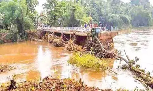 കോമളം പാലം പുനർനിർമാണം; ​10.18 കോടിയുടെ ഭരണാനുമതി