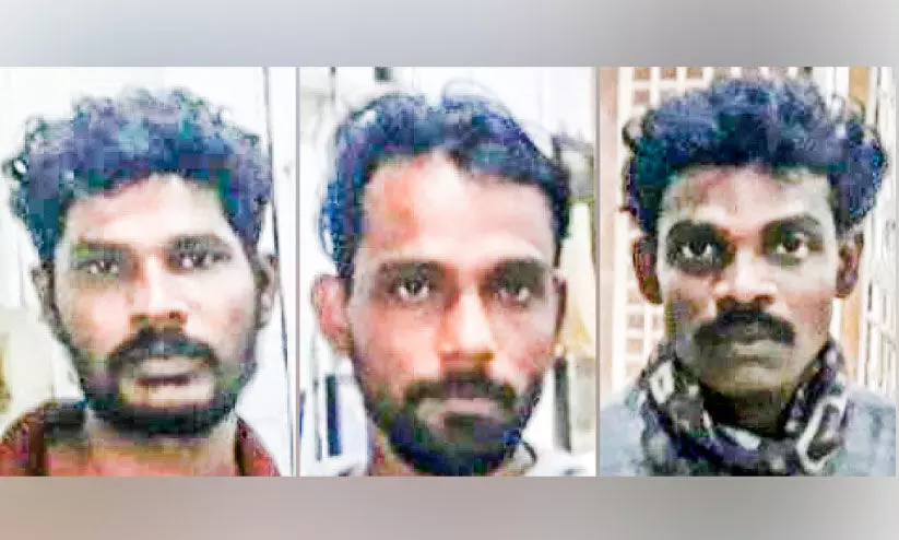 അയല്വാസിയെ ആക്രമിച്ച കേസില് മൂന്നുപേർ അറസ്റ്റിൽ അയല്വാസിയെ ആക്രമിച്ച കേസില് മൂന്നുപേർ അറസ്റ്റിൽ