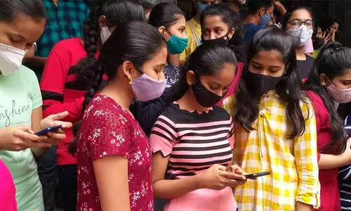 മാനേജ്മെന്‍റ്/ കമ്യൂണിറ്റി ക്വോട്ട സീറ്റിലെ കോടതി വിധി; പ്ലസ് വൺ ട്രയൽ അലോട്ട്മെന്‍റ് നാളത്തേക്ക് മാറ്റി