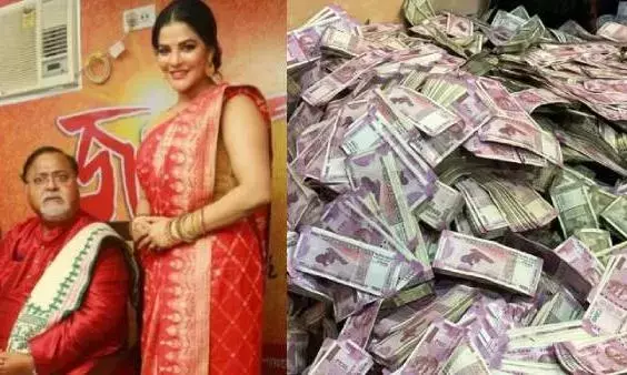 50 കോടി രൂപ, അഞ്ച് കിലോ സ്വർണം: അർപ്പിതയുടെ വീട്ടിൽ പണത്തിന്റെ പർവ്വതം!