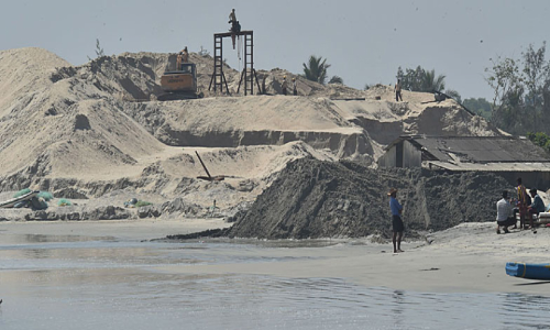 കരിമണൽ ഖനന സ്വകാര്യവത്കരണത്തിൽ പ്രതിഷേധം ശക്തം