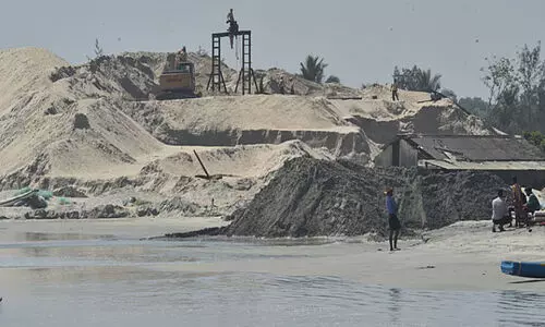 കരിമണൽ ഖനന സ്വകാര്യവത്കരണത്തിൽ പ്രതിഷേധം ശക്തം