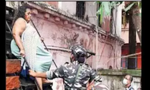 എനിക്ക് കുറച്ച് സമാധാനം തരുമോ?- ഇ.ഡി ഉദ്യോഗസ്ഥരോട് അർപിത മുഖർജിയുടെ മാതാവ്