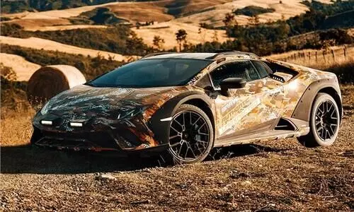 ഓഫ് റോഡ് പോകാനും ഇനി സൂപ്പർ കാർ; ലംബോർഗിനിയിൽ നിന്നൊരു അപുർവ്വ ജനുസ്സ്, ഹുറാകാൻ സ്റ്റെറാറ്റോ