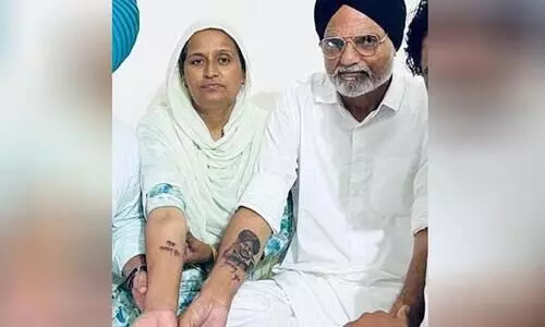 Sidhu Moose Walas parents