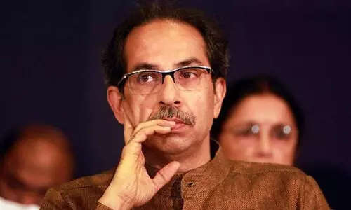 ഉദ്ധവ് താക്കറെക്ക് തിരിച്ചടി; പാർട്ടി ചിഹ്നവും പേരും മരവിപ്പിച്ച നടപടിക്കെതിരായ ഹരജി തള്ളി