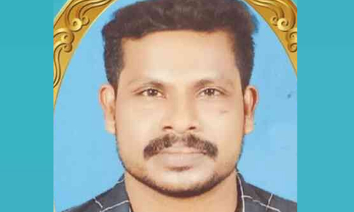 ഭാര്യക്കും മകനു​മൊപ്പം പോകവേ ബൈക്കിൽ കാറിടിച്ച് യുവാവ് മരിച്ചു