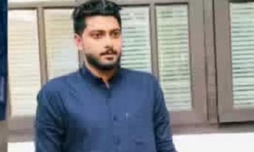 ഗ്യാസ് തുറന്നുവിട്ടു, കത്തി വീശി, ഞരമ്പ് മുറിച്ചു; സ്വർണക്കടത്ത് സംഘം തട്ടിക്കൊട്ടുപോയ യുവാവിനെ പൊലീസ് അന്വേഷിക്കുന്നതിനിടെ സിനിമ സ്റ്റൈൽ രംഗങ്ങൾ