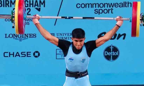 പാൻ കടയിൽനിന്ന് കോമൺവെൽത്ത് ഗെയിംസ് വെള്ളി മെഡൽ ജേതാവിലേക്ക്; അറിയാം സാങ്കേത് സാർഗറിന്റെ ജീവിതം