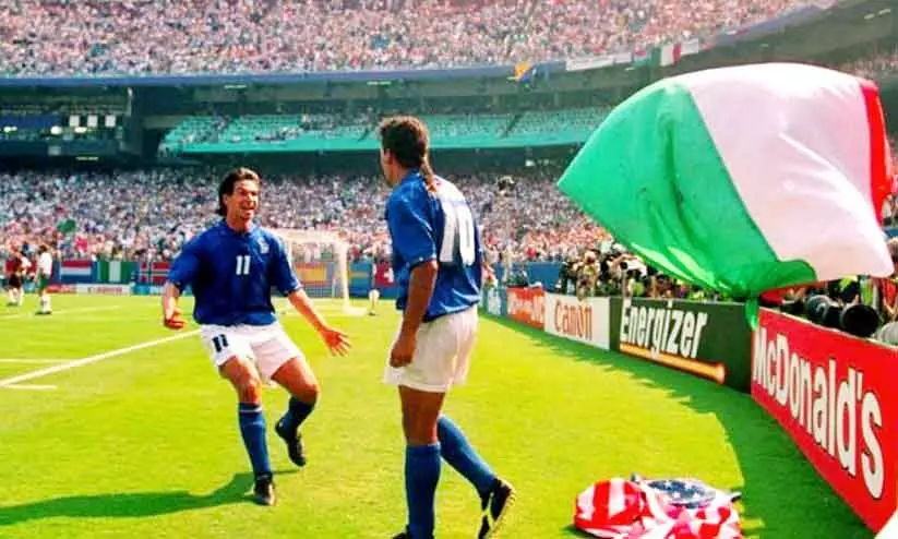 കറണ്ട് കട്ട് കാലത്തെ ഒരു ബാജിയോ പ്രണയം കറണ്ട് കട്ട് കാലത്തെ ഒരു ബാജിയോ പ്രണയം