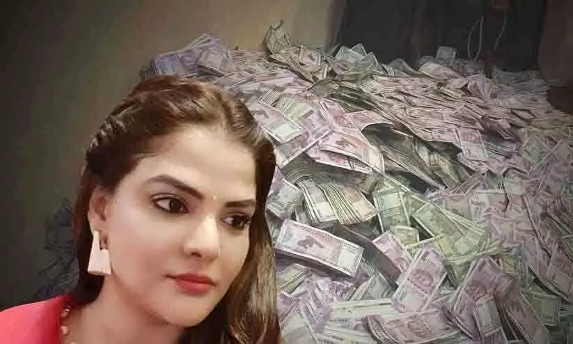 ഫ്ലാറ്റിൽ 50 കോടിയോളം, എന്നിട്ടും അർപ്പിത കടക്കാരി! ഫ്ലാറ്റിൽ 50 കോടിയോളം, എന്നിട്ടും അർപ്പിത കടക്കാരി!