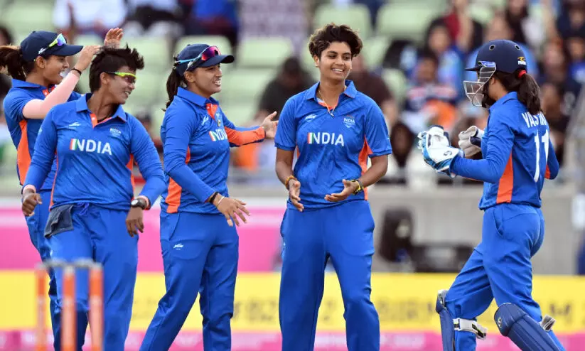 കോമണ്‍വെല്‍ത്ത് ഗെയിംസ്: ക്രിക്കറ്റിലും ഹോക്കിയിലും ഇന്ത്യൻ കുതിപ്പ്