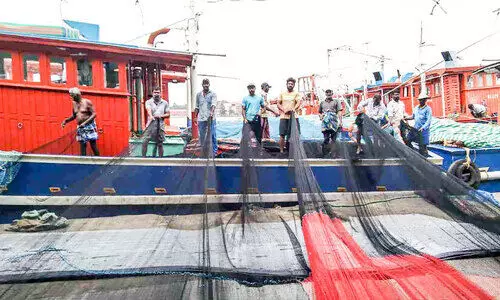 കടലോളം പ്രതീക്ഷയിൽ തീരം