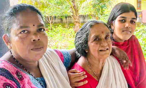 ചന്ദ്രമതി മുത്തശ്ശിയുടെ കാരുണ്യം; പൊന്നുവിനും അമ്മക്കും സന്തോഷക്കാലം