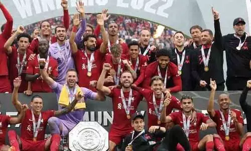 16 വർഷത്തെ ഇടവേളക്ക് ശേഷം കമ്യൂണിറ്റി ഷീൽഡിൽ ലിവർപൂൾ മുത്തം