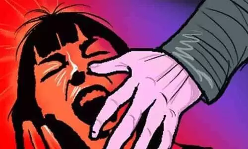 ലഹരിക്കടിമയാക്കി സഹപാഠി പീഡിപ്പിച്ചുവെന്ന് പെൺകുട്ടിയുടെ വെളിപ്പെടുത്തൽ