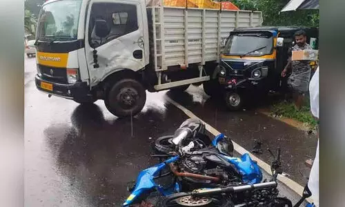 ദേശീയപാതയിൽ വാഹനാപകടം; യുവാവിന് പരിക്ക്