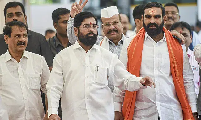 യഥാർത്ഥ ശിവസേന ഏതെന്ന് തെരഞ്ഞെടുപ്പ് കമീഷൻ തീരുമാനിക്കട്ടെ -ഏക്നാഥ് ഷിന്‍ഡെ