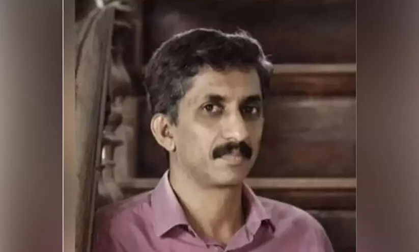 വിദ്യാർഥിനികളെ പീഡിപ്പിക്കാൻ ശ്രമം; ചിത്രകലാ അധ്യാപകൻ അറസ്റ്റിൽ