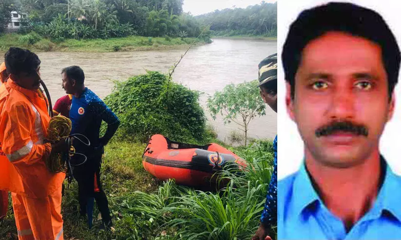 സഹകരണ ബാങ്ക് ജീവനക്കാരനെ പമ്പാ നദിയിൽ ഒഴുക്കിൽപ്പെട്ട് കാണാതായി സഹകരണ ബാങ്ക് ജീവനക്കാരനെ പമ്പാ നദിയിൽ ഒഴുക്കിൽപ്പെട്ട് കാണാതായി