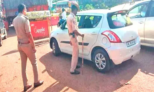 ദ​ക്ഷി​ണ ക​ന്ന​ഡ​യി​ൽ നി​രോ​ധ​നാ​ജ്ഞ ര​ണ്ടു ദി​വ​സം നീ​ട്ടി; അതിർത്തിയിൽ നിരീക്ഷണം കടുപ്പിച്ച് കർണാടക പൊലീസ്