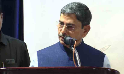 തോക്ക് ഉപയോഗിക്കുന്നവർക്ക് തോക്കിലൂടെ തന്നെ മറുപടി നൽകണം- ഗവർണർ ആർ. എൻ രവി