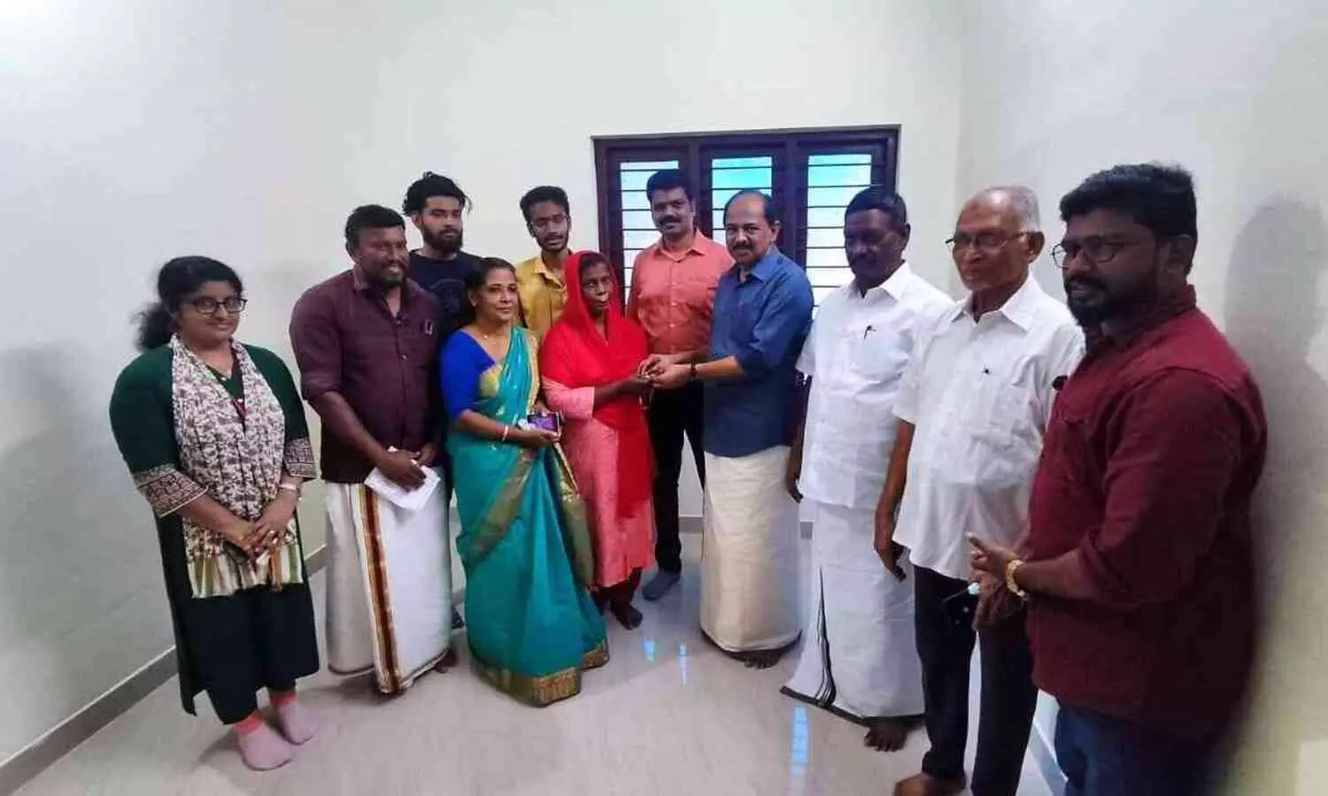 വീട് നിർമിച്ച് നൽകി