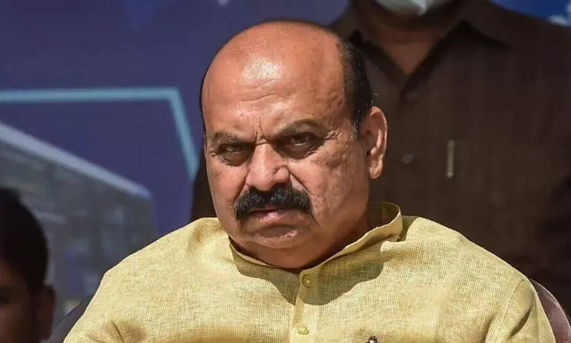 കൊല്ലപ്പെട്ട മുസ്ലിം യുവാക്കളുടെ വീടുകളും സന്ദർശിക്കുമെന്ന് കർണാടക മുഖ്യമന്ത്രി; പ്രതിഷേധത്തിനൊടുവിൽ തീരുമാനം കൊല്ലപ്പെട്ട മുസ്ലിം യുവാക്കളുടെ വീടുകളും സന്ദർശിക്കുമെന്ന് കർണാടക മുഖ്യമന്ത്രി; പ്രതിഷേധത്തിനൊടുവിൽ തീരുമാനം