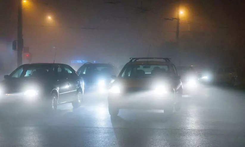 പെട്ടെന്നുണ്ടാകുന്ന കാലാവസ്ഥമാറ്റം: ട്രാഫിക് വകുപ്പ് നിയമാവലി പുറത്തിറക്കി