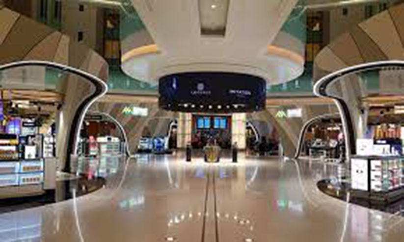 മസ്കത്തിൽനിന്നുള്ള യാത്രികനെ കണ്ണൂർ വിമാനത്താവളത്തിൽ വിവസ്ത്രനാക്കി പരിശോധിച്ചു മസ്കത്തിൽനിന്നുള്ള യാത്രികനെ കണ്ണൂർ വിമാനത്താവളത്തിൽ വിവസ്ത്രനാക്കി പരിശോധിച്ചു